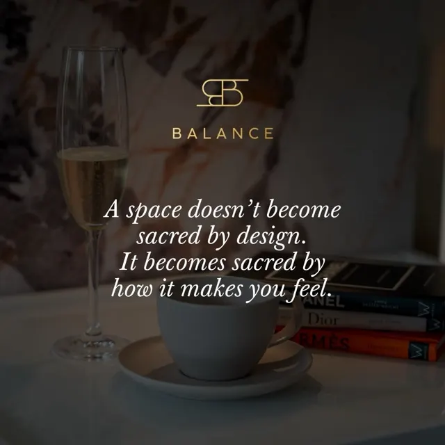 Postare de social media Balance — quote de brand pe fotografie de interior, varianta 1